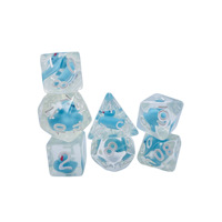Ensemble de 7 dés polyédriques DND en résine plastique acrylique, sculptés, écologiques, à bords tranchants, avec cœur liquide œil de dragon bleu, faits à la main, phosphorescents dans le noir