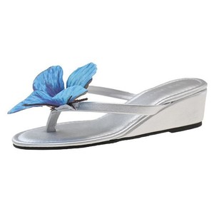 Nuevas Sandalias de Plataforma con Punta Abierta y Decoración de Mariposas para Mujer, Calzado Elegante de Primavera/Verano, Venta al Por Mayor, Fabricación OEM, Logotipo Personalizado - Product Image 2