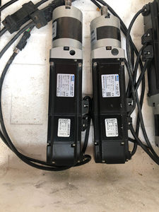 <span class=keywords><strong>60ST</strong></span>-M01330-Z Serie <span class=keywords><strong>60ST</strong></span> con Servomotor de Freno PLC - Product Image 2