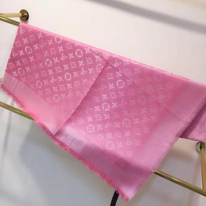 Selendang Panjang Wanita Katun Berkualitas Tinggi dengan Fitur Cepat Kering. Gaya Musim Dingin - Product Image 3