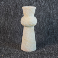 Statue en marbre blanc à succès, design Art Déco personnalisable avec logo, figuratif sur ornements de coupe en marbre