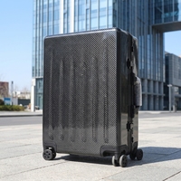 Valise de luxe entièrement en fibre de carbone, 4 roues pivotantes, coque rigide en carbone pour les voyages d'affaires et les excursions en plein air