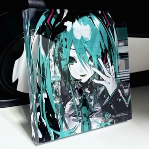 Vitreat 2025 Mới Dày Rõ Ràng Tùy Chỉnh Anime In Ấn Quicksand Đứng Nhựa Quyến Rũ Phim Hoạt Hình Acrylic Khối Standee Cho Hiển Thị - Product Image 6