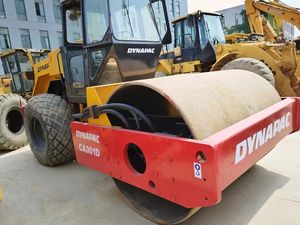 Rouleau compresseur d'occasion au prix le plus bas Dynapac CA301d en bonne condition à Shanghai en vente - Product Image 6
