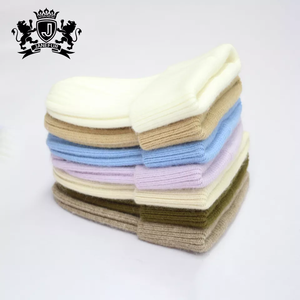 <span class=keywords><strong>Gorro</strong></span> de calavera cálido informal holgado para Día de <span class=keywords><strong>nieve</strong></span>, <span class=keywords><strong>gorro</strong></span> de punto grueso para mujer, <span class=keywords><strong>gorro</strong></span> de invierno de ganchillo a cuadros suave con pompón de piel - Product Image 4