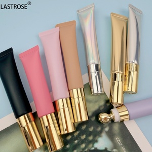 Meistverkauftes Metalldeckel-Lippenöl mit Massagekopf, Lippenvolumenöl, Vegan, Transparent, Glänzend, Veganer Lipgloss mit Eigenmarke - Product Image 3