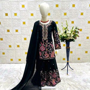 Salwar Kameez Tradicional de Seda Negra para Niñas de NiMa Creations, con Bordado Rosa, Largo hasta la Rodilla, de Secado Rápido, para Bodas, India, Pakistán - Product Image 1