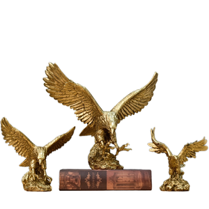 Aigle <span class=keywords><strong>de</strong></span> style américain déployant ses <span class=keywords><strong>ailes</strong></span> Artisanat en résine Grandes ambitions Ouverture Cadeau Décoration Maison Cave à vin Ornement - Product Image 6