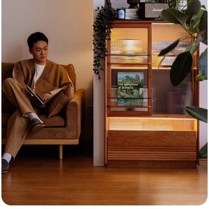 Mueble de TV Estilo Japonés, Mueble de Almacenamiento de Madera de Cerezo para Sala de Estar, Mueble de Pared de Madera Maciza con 5 Compartimentos - Product Image 1