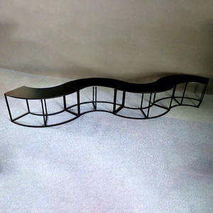 Support de présentation en métal courbé pour table de fête, design serpentin, pour pique-niques en plein air et décoration de mariages - Product Image 5