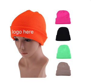 Berretto Invernale di Alta Qualità con Stampa Digitale, Motivi Cartoon, Logo Personalizzato, 100% Acrilico, Caldo e Lavorato a Maglia - Product Image 1