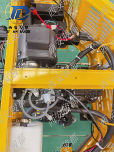 Triciclo a Benzina Direttamente dalla Fabbrica, Tuk-tuk per Passeggeri e Merci, Triciclo Taxi a Doppio Uso - Product Image 4