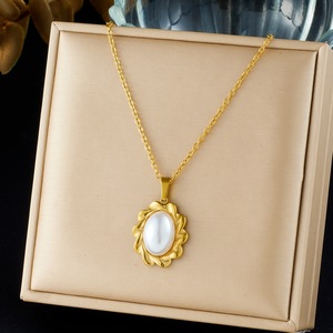 Oval Pearl Necklace Gold Plated Flower Pendant Clavicle Chain For Women Daily Wear Gift Jewelry - Product Image 1