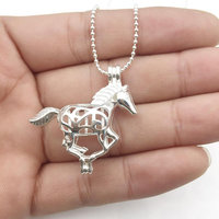 Proveedor Chino de Alibaba, Venta al por Mayor Personalizada de Joyería Creativa de Lujo, Dijes de Moda, Collar con Colgante de Plata de Ley 925 con Perla en Jaula