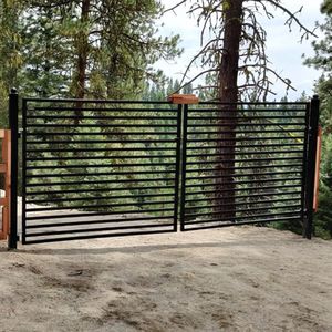 Cancello d'Ingresso a Doppia Anta in Acciaio 18x6 ft, Stile Milano, Griglia in Ferro Battuto Resistente alla Ruggine, Recinzione per Giardino Verniciata a Polvere per Sicurezza Domestica - Product Image 3