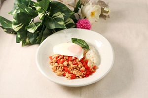 Assiettes à dîner en porcelaine céramique blanche ordinaire allant au micro-ondes OEM en vrac pour restaurant - Product Image 2