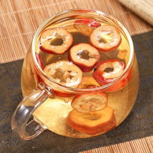 Оптовые поставки высококачественных сушеных ломтиков плодов боярышника класса А для приготовления чая - Product Image 6