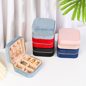 Portagioie per Anelli, Collane e Orecchini per Negozi all'Ingrosso Mini Organizzatore di Gioielli Portatile con Logo Personalizzato - Product Image 6
