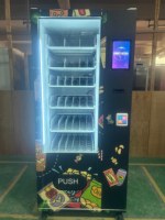 Máquina Expendedora de Bebidas Frías y Aperitivos con Pantalla Táctil de 7 Pulgadas, Compatible con SDK, Paneles Publicitarios Personalizables, Wi-Fi, Cumple con ADA