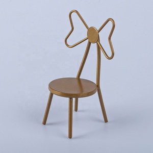 Nouvelle conception Maison de poupée 1:12 DIY Mini modèle de <span class=keywords><strong>cabane</strong></span> Accessoires de scène OB11 Chaise papillon - Product Image 5