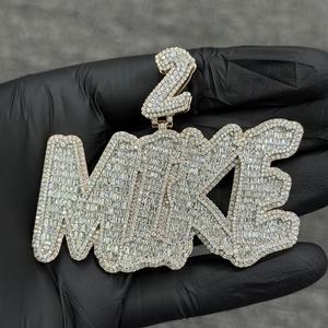 Disesuaikan 4 inci baguette berlian <span class=keywords><strong>2</strong></span> nada berlapis emas solid 925 perak murni moissanite kustom moissanite liontin - Product Image 2