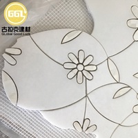 Carreau mural en mosaïque au jet d'eau à motif de coquillage de fleur en mélange de marbre de forme unique