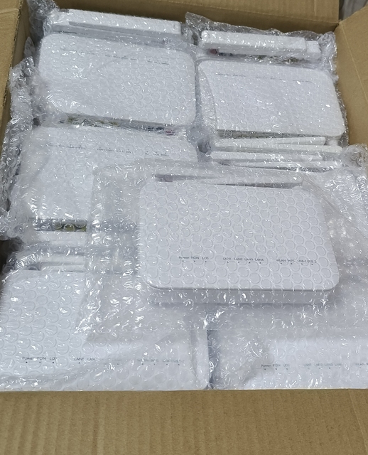 Original Wifi6 F6610M XPON ONU Dual Band AX3000 7DB 4GE 2.4G/5G WIFI FTTH ONT AC WIFI English Firmware Like EG8145X6 G-1426-MA