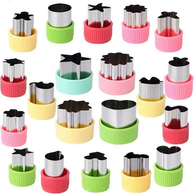 Ensemble de 20 moules à fruits en relief B