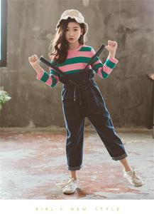 เสื้อยืดลายทางผ้าฝ้ายลายตารางใหญ่สำหรับเด็กชาวแอฟริกัน พร้อมกางเกงยีนส์แบรนด์เนมในโบลิเวีย - Product Image 4