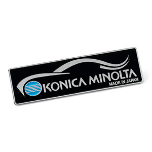 Plaques signalétiques personnalisées 2D 3D en aluminium brossé avec logo imprimé UV et gravé, adhésif 3M puissant, artisanat métallique - Product Image 2