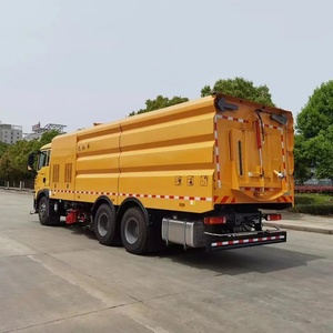 SINOTRUK HOWO - Barredora de Calles Hidráulica con Descarga Especial, Camión Barredor de Polvo por Aspiración 6x4, Precio de Fábrica - Product Image 4