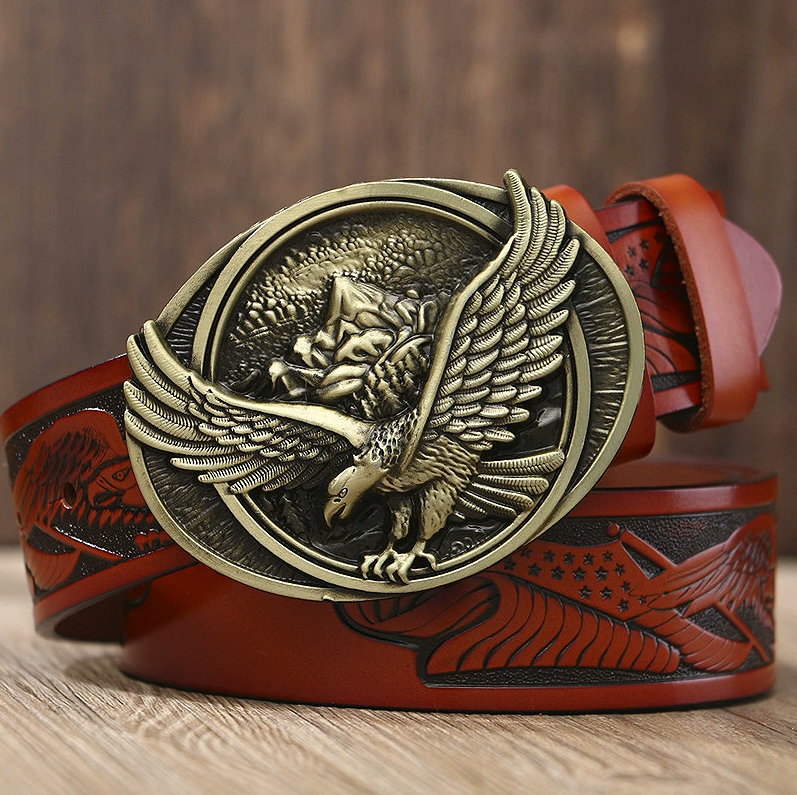 เข็มขัดสีส้มพร้อมหัวเข็มขัดสีบรอนซ์