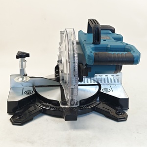 Scie à onglet coulissante sans fil Makkita <span class=keywords><strong>18V</strong></span> compatible, 210 mm, 3 vitesses, 45° ° /0 °   Coupe biseautée pour le travail du bois - Product Image 2