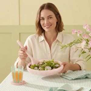 Assiette de service moderne en résine écologique, faite à la main, de qualité alimentaire, de luxe, couleur unie, lavable au lave-vaisselle, rose, pour les fêtes et la salle à manger à domicile - Product Image 1