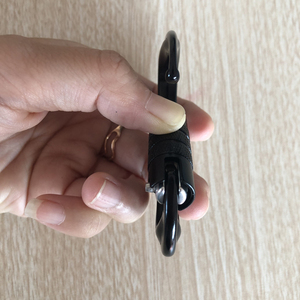 Mousqueton en aluminium 12kn avec logo personnalisé avec verrouillage automatique Triact crochet <span class=keywords><strong>de</strong></span> qualité supérieure pour les aventures en plein air - Product Image 6