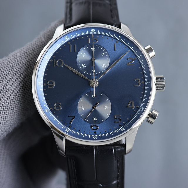 Selected Luxury Quality Mechanical Automatic Movement Watch for Parties, Meetings, and Fashionable Outfits Wristwatch
