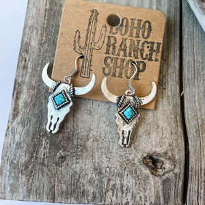 Orecchini pendenti da donna con testa di mucca e pietra blu, gioielli alla moda in stile western - Product Image 4