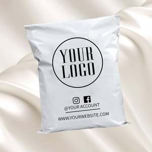 Rouleau de sacs en polyéthylène de grande taille, couleur blanche unie, taille personnalisée, écologique, avec bande de déchirure, pour l'expédition et le courrier - Product Image 1