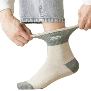 Men's Casual Mid-Length Knee <b>Socks</b> – Spring Summer Anti-Odor Anti-Slip Striped Pattern Custom Design Polyester/Cotton - Product Image 1