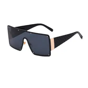 Frauen Männer Beliebte übergroße Schattierungen Sonnenbrille Quadrat Benutzer definiertes Logo Einteilige Linse Bunte Sonnenbrille Modedesign