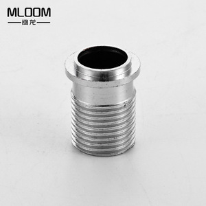 ท่อฝักบัวสแตนเลสสามเหลี่ยมเชื่อมต่ออุปกรณ์เสริมเท้าตรงในห้องน้ำท่อประปาอ่างอาบน้ำ - Product Image 2