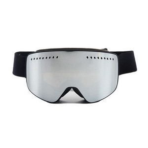 Gafas de nieve ajustables de amplio campo de visión para niños con logotipo personalizado para montañismo y esquí - Product Image 5