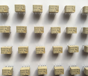 Relais de signal IM02TS IM02 neuf d'origine 4,5 VDC 2A DPDT (10x6x5,65) mm THT Relais RF haute fréquence médical DIP8 - Product Image 3