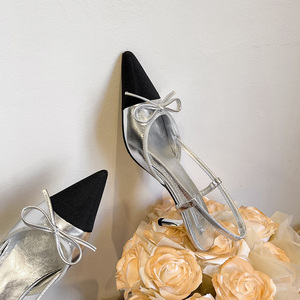 Nuove <span class=keywords><strong>Scarpe</strong></span> da Donna con <span class=keywords><strong>Tacco</strong></span> Alto a Punta, Fiocco Elegante, <span class=keywords><strong>Tacco</strong></span> Sottile <span class=keywords><strong>Basso</strong></span>, per Feste, <span class=keywords><strong>Oro</strong></span> Argento, con Cinturino Posteriore Slingback - Product Image 5