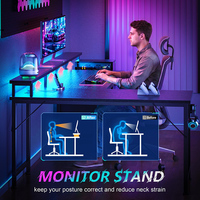 Bureau de jeu ergonomique multifonctionnel moderne avec structure en acier robuste et texture en fibre de carbone pour les joueurs professionnels