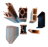 Profilés d'extrusion en plastique PVC UPVC durs et flexibles personnalisés en usine Cadres de porte Bandes de clôture