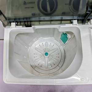 Machine à laver semi-automatique à double cylindre pour l'exportation en gros - Haute efficacité et faible <span class=keywords><strong>consommation</strong></span> d'<span class=keywords><strong>eau</strong></span> - Product Image 6