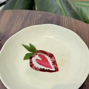 กิ๊บติดผมอะซิเตทลายการ์ตูนสตรอว์เบอร์รี่น่ารักอเนกประสงค์ กิ๊บหนีบผมทรงผลไม้คุณภาพสูงสำหรับผู้หญิง - Product Image 2