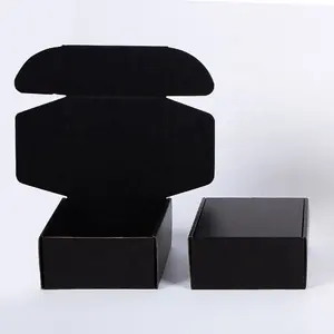 Scatola di cartone nera riciclata personalizzata biodegradabile che imballa scatola di spedizione in carta Kraft normale per i vestiti