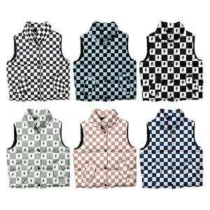 Gilet Invernale KR per Bambini, Giubbotto Imbottito di Alta Qualità con Ricami, Gilet Senza Maniche con Motivo a Scacchi per Ragazzi - Product Image 5